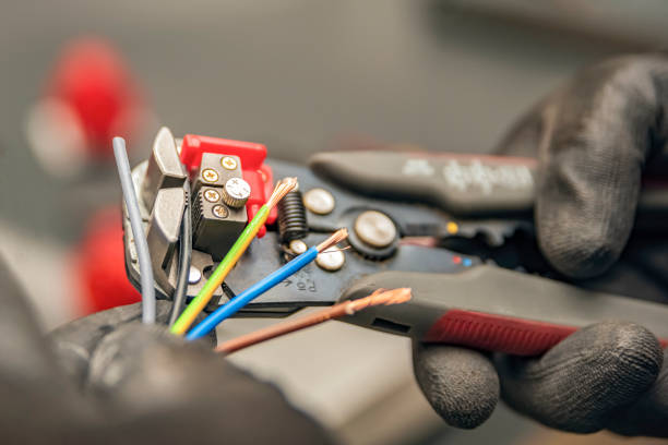 Best Electrician Near Me  in Le Grand, CA