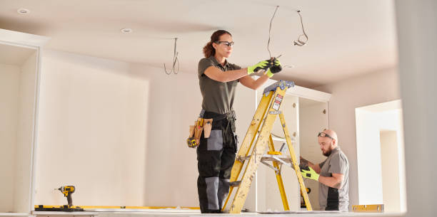 Best Affordable Electrician  in Le Grand, CA